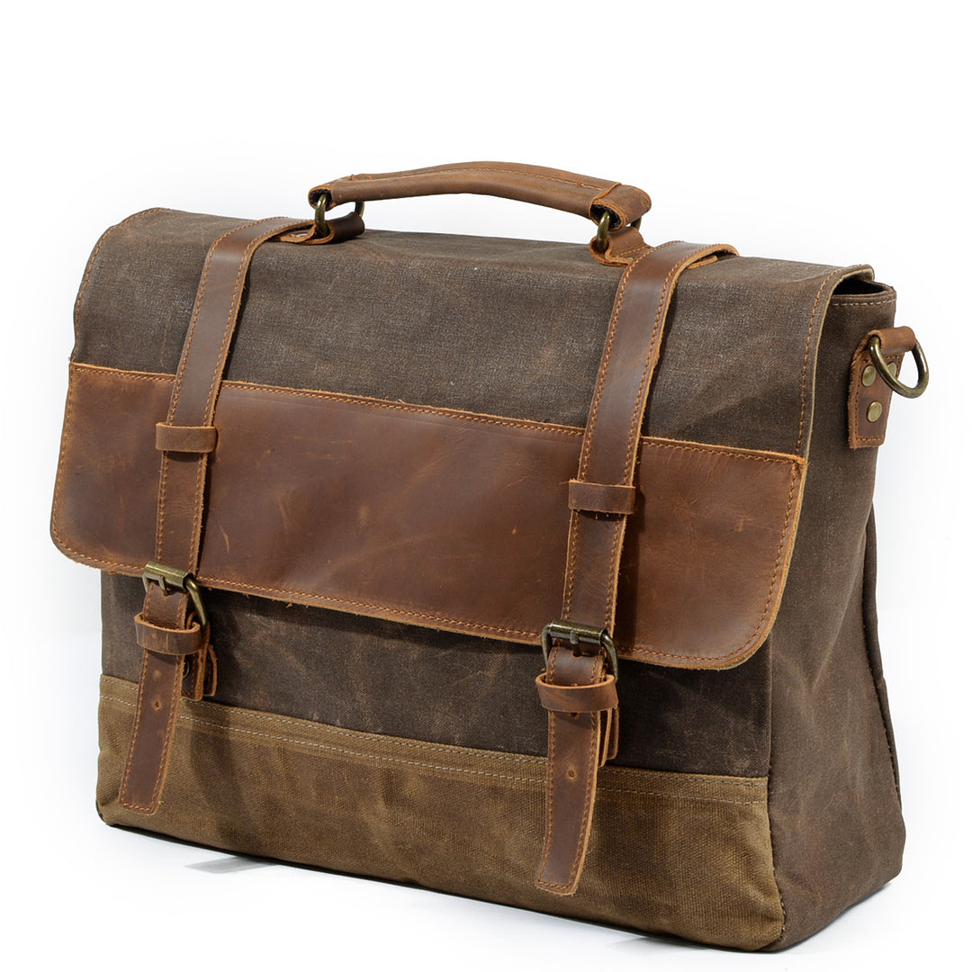 Waxed Canvas Messenger Bag | WINNIPEG