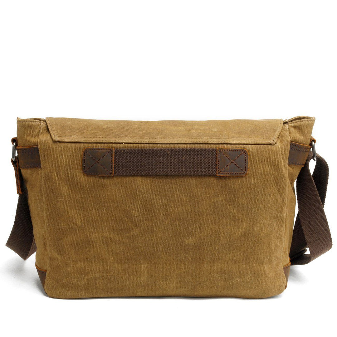 Retro Shoulder Bag | COLOMBUS