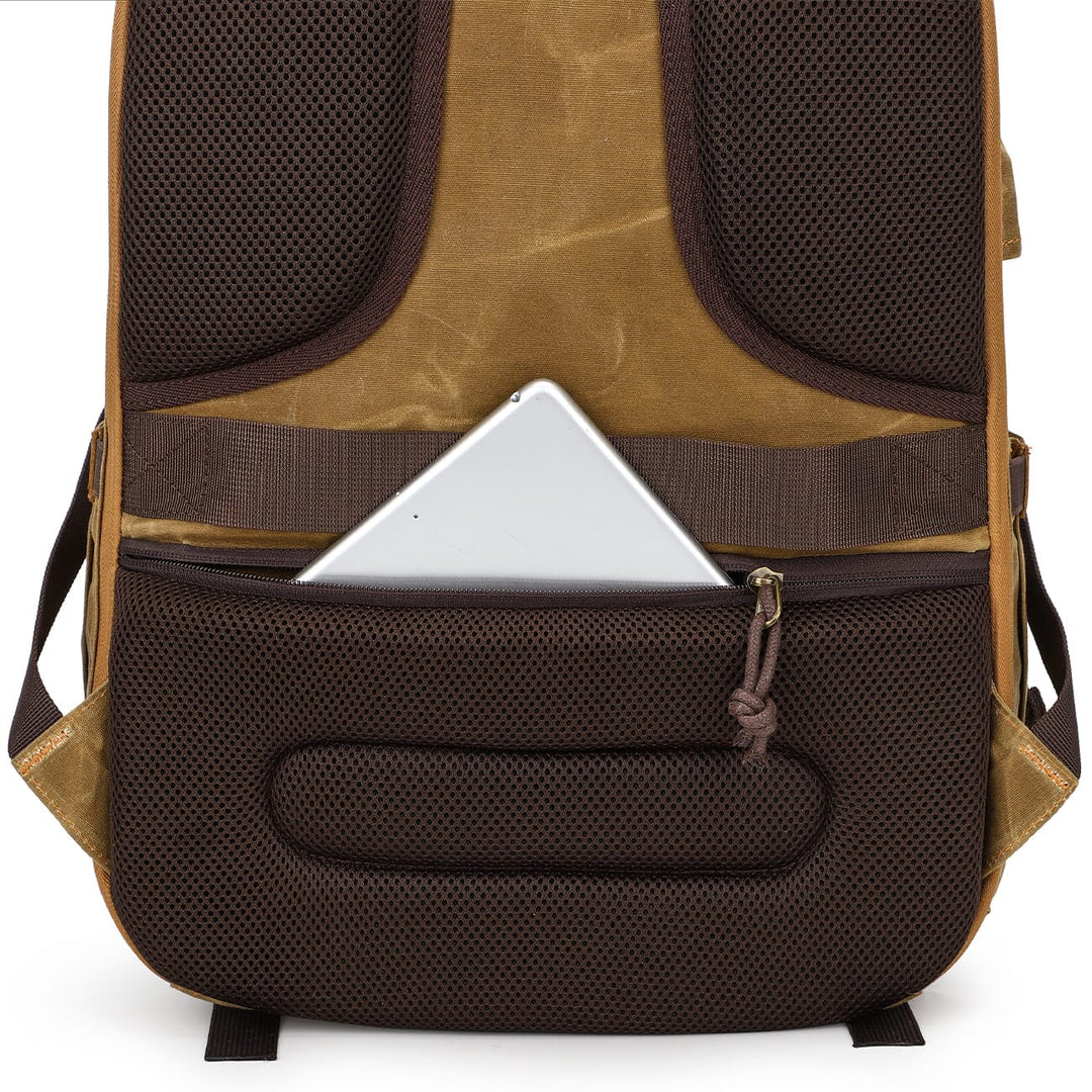 Vintage Camera Backpack | SERENGETI